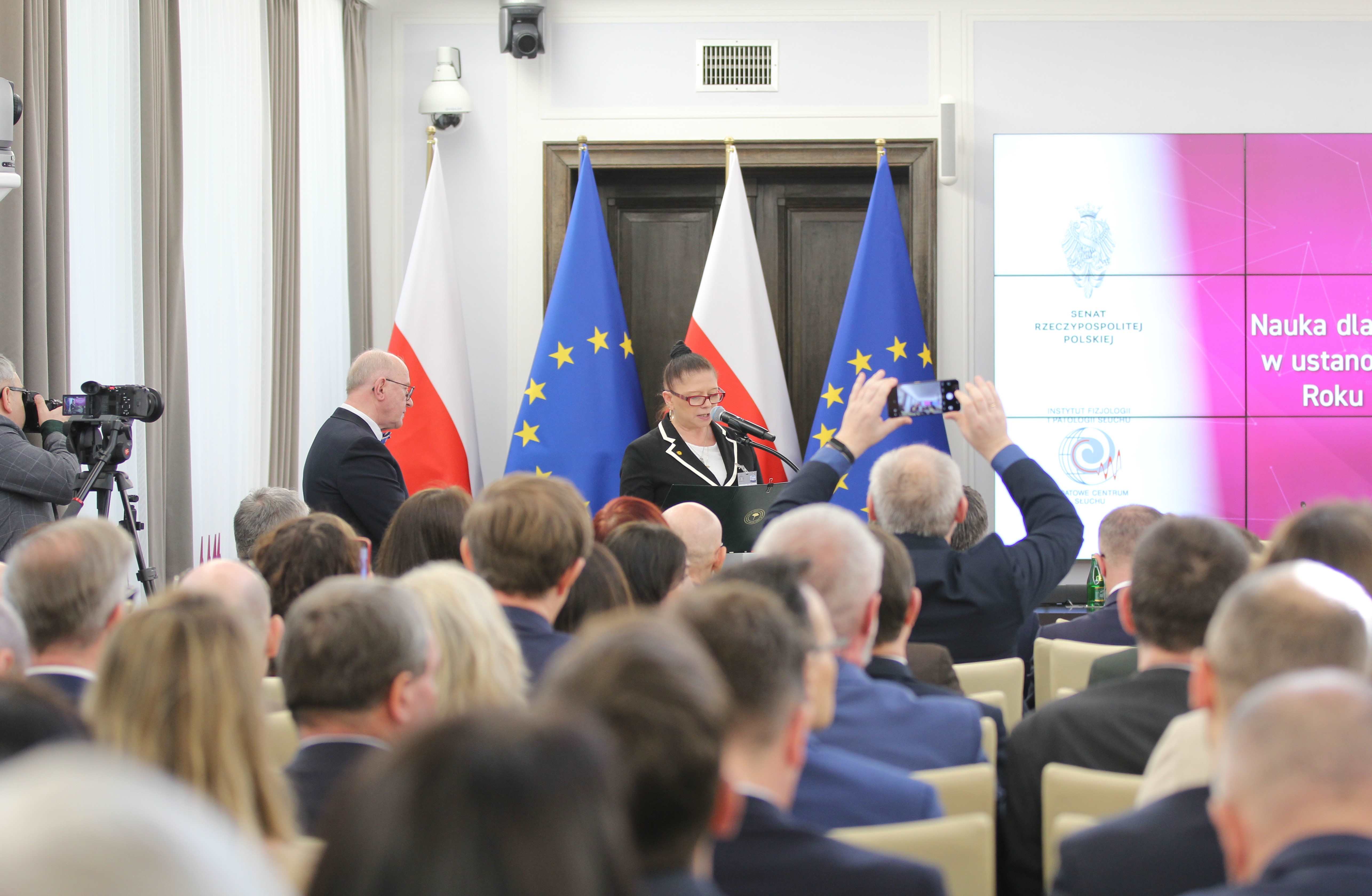 REKOMENDACJA 2.: Parlamentarzyści, samorządowcy, organizacje pozarządowe