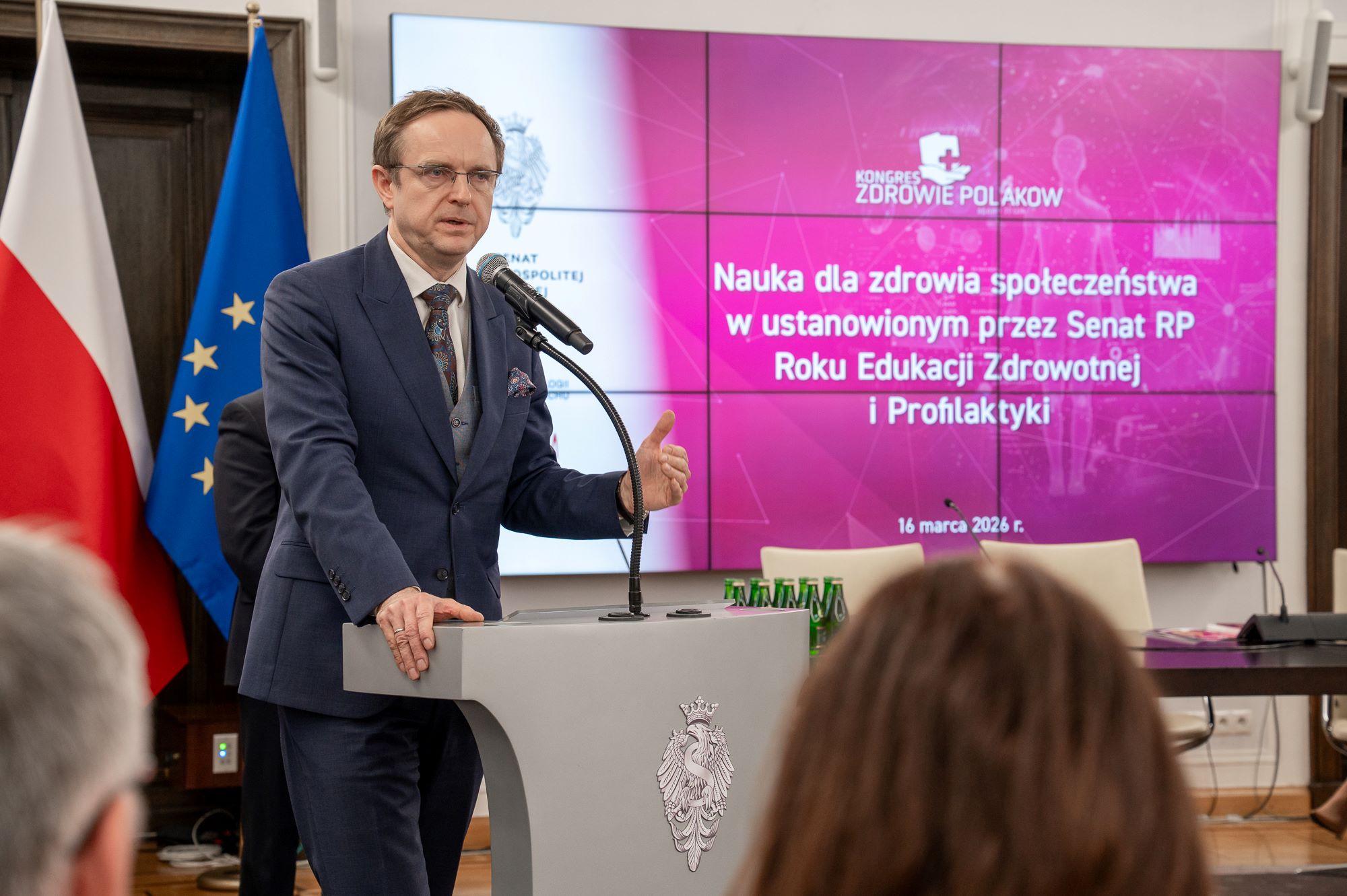 REKOMENDACJA 10.: Kształcenie i rola nowych technologii